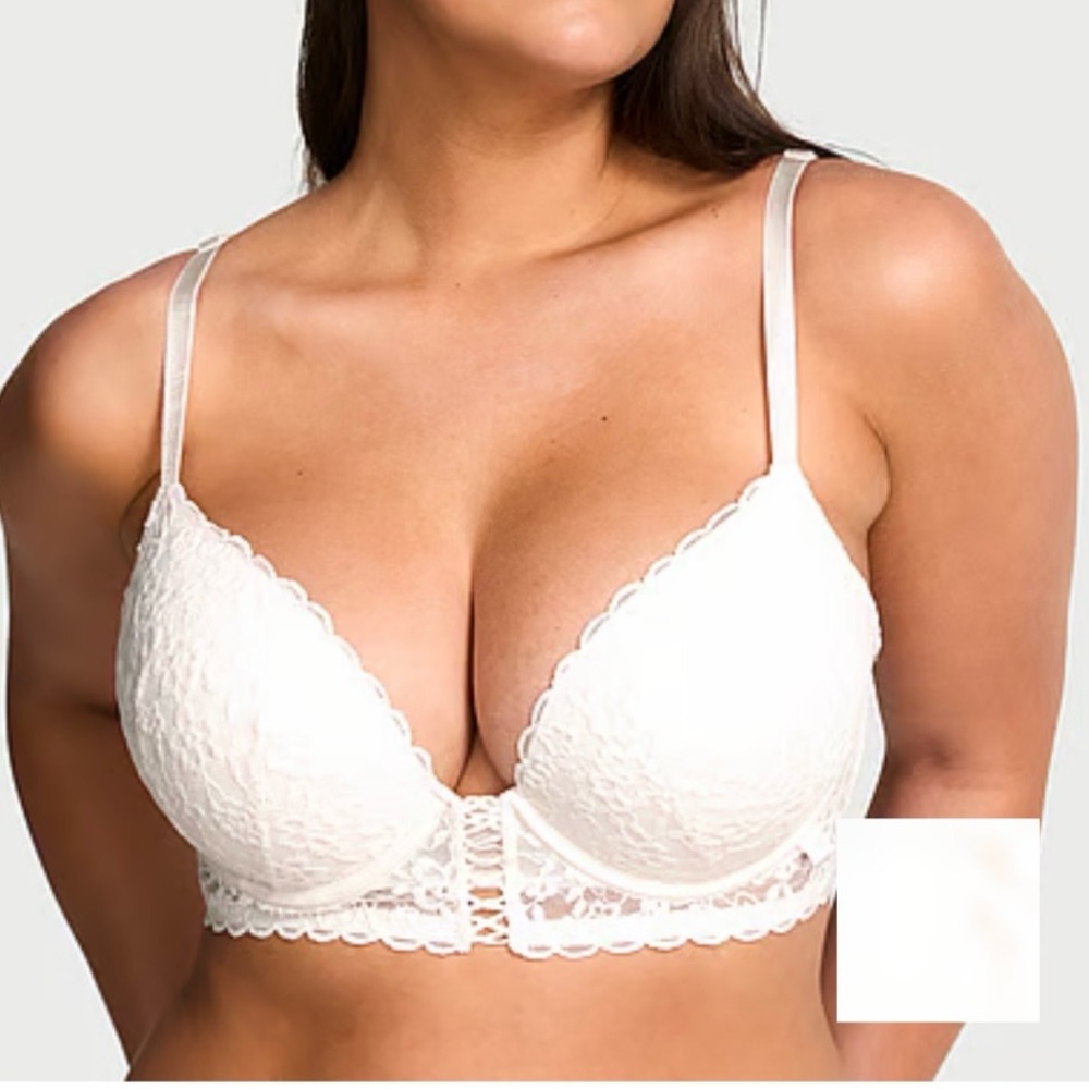 Victoria's Secret Cream Lace Plunge Push-Up Bra
